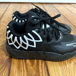 Pumas Little Kids Size 13C