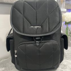 Beautiful KARL LAGERFELD Large voyage quilted black backpack 