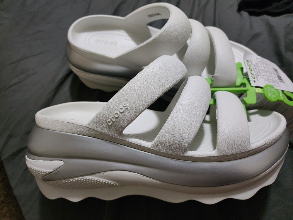 Crocs Mega Crush Sandals