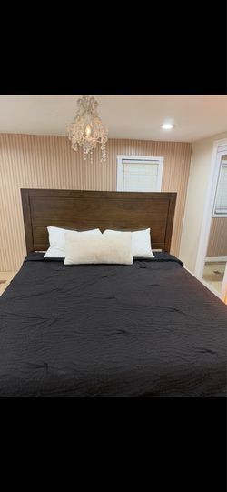 King size bed