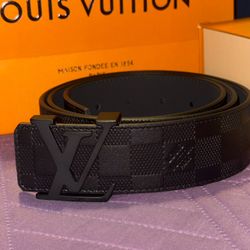 Louis Vuitton LV Initiales belt