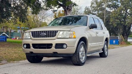 2005 Ford Explorer