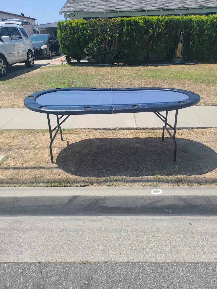 Free Poker Table