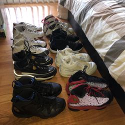 Sneaker Bundle (Jordan’s, Nike & Reebox)