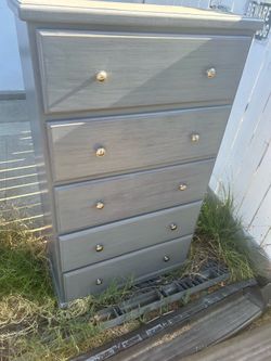 Dresser