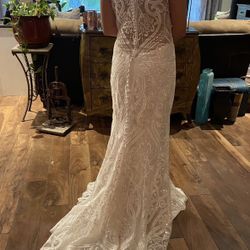 NEW BOUTIQUE WEDDING DRESS