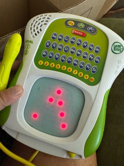 Leapfrog learning toy