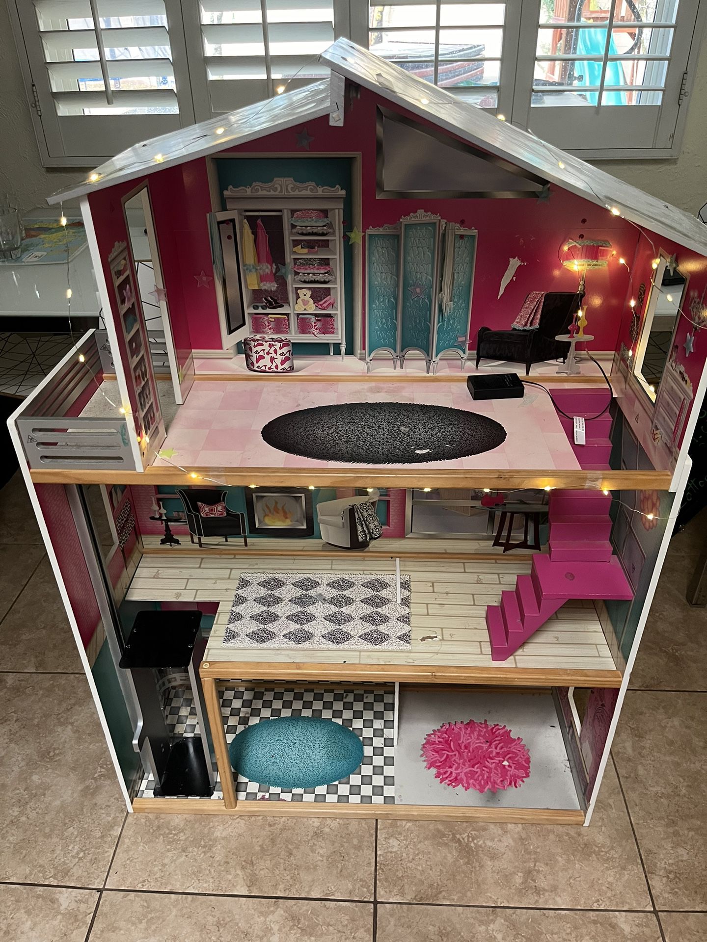 Barbie Doll House $10