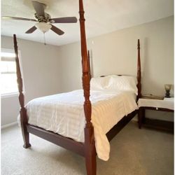 A set of wooden bed，Queen size ,used 