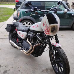 2016 Harley Davidson Sportster Iron Xl