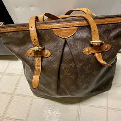 Louise Vuitton Monogram  Palermo Handbag Canvas