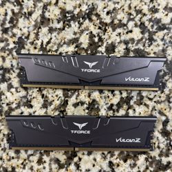 Team T-FORCE VULCAN Z 16GB (2 x 8GB) DDR4 3200 (PC4 25600) Desktop Memory