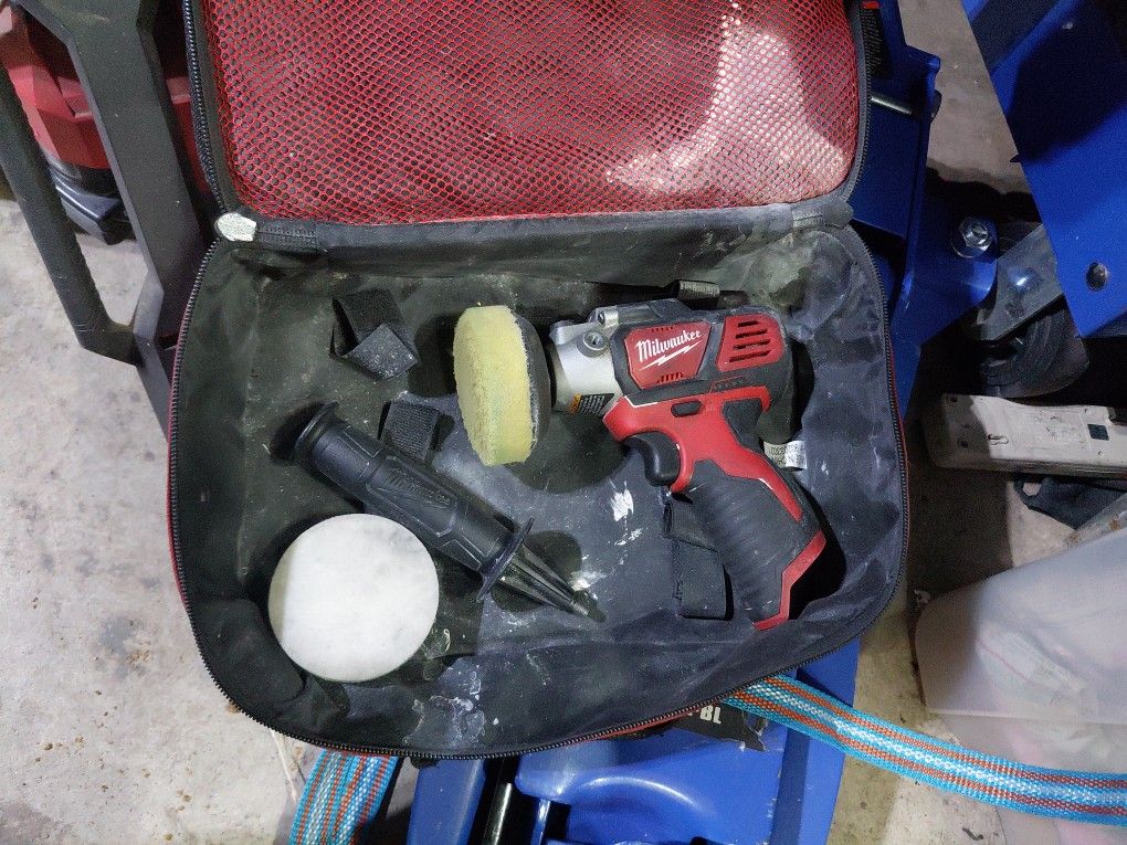 M12 Milwaukee Polisher