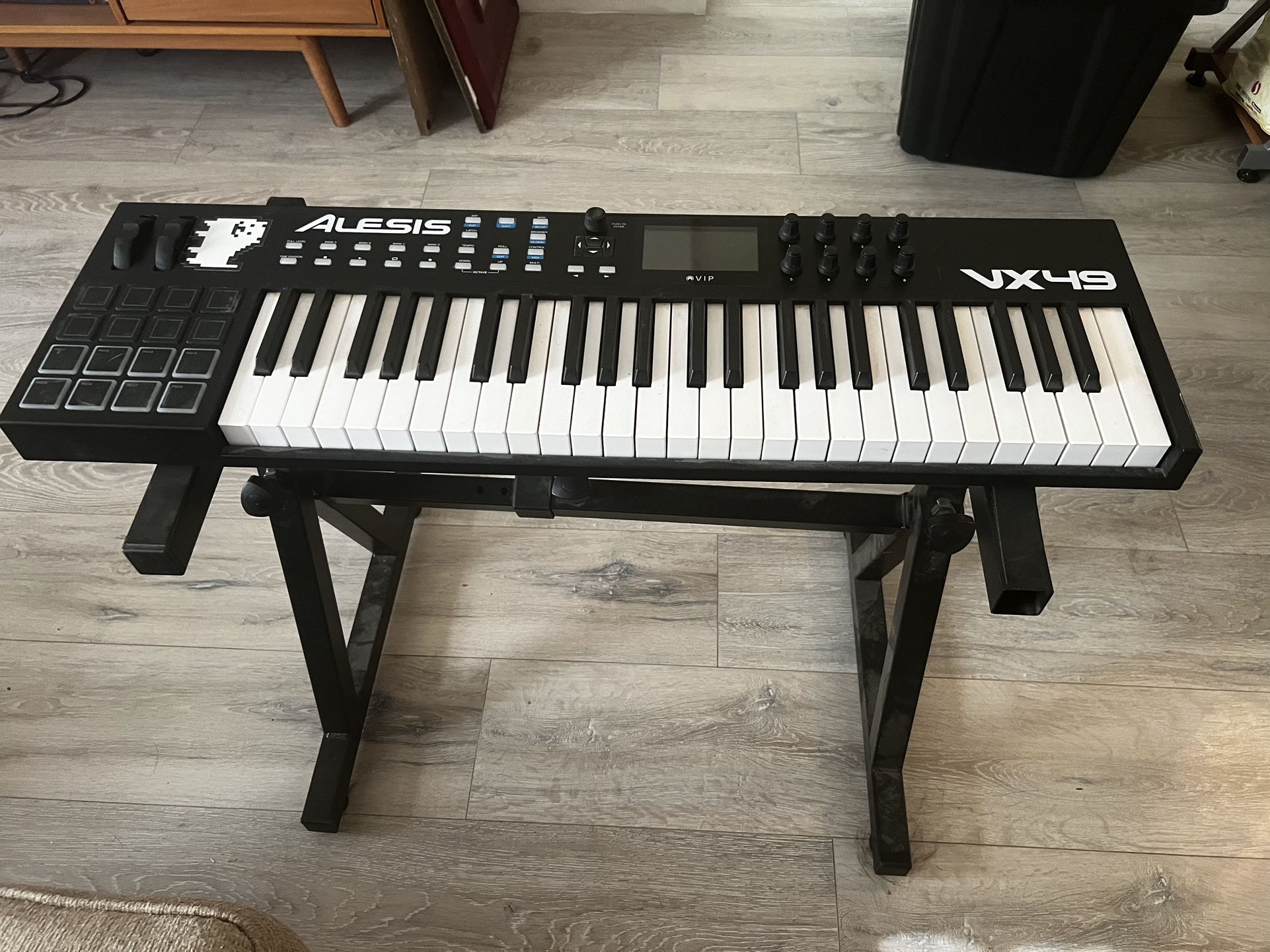 Alesis VX49 - MIDI Controller