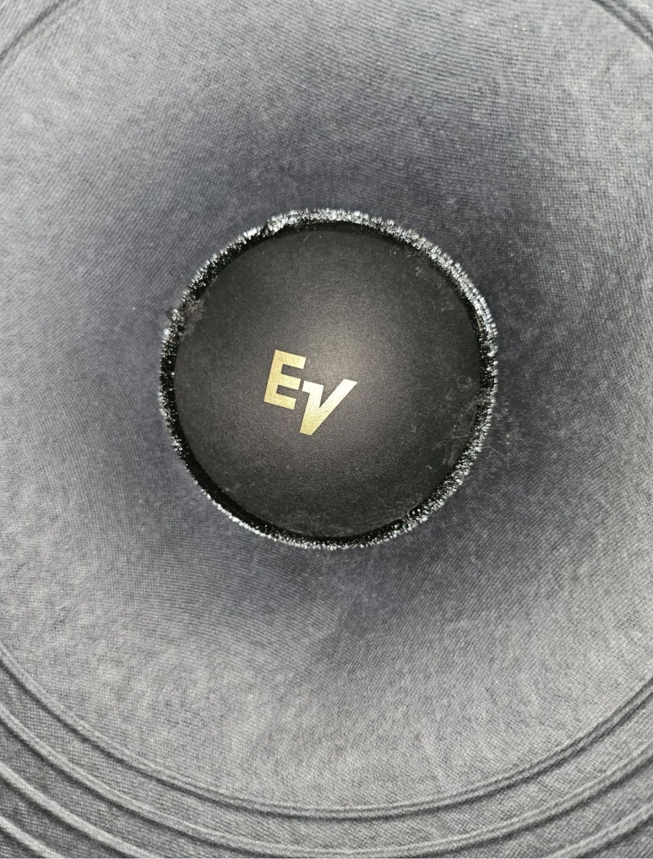 6 15in Evs
