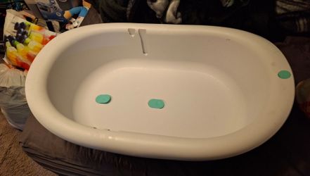 Frida mom 4 in one tub with sprayer