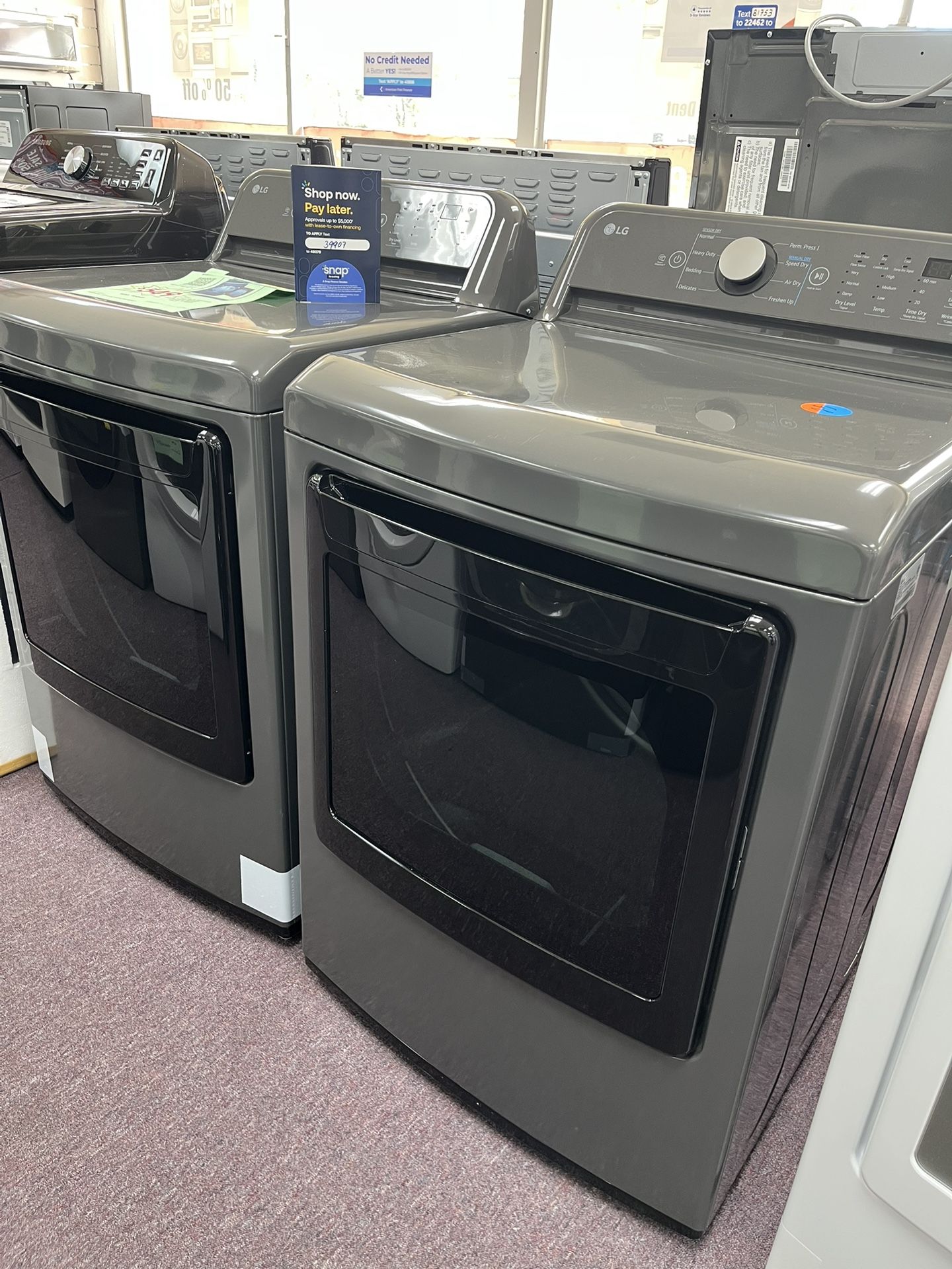 Electric Dryer Grey 27’ LG New Open Box