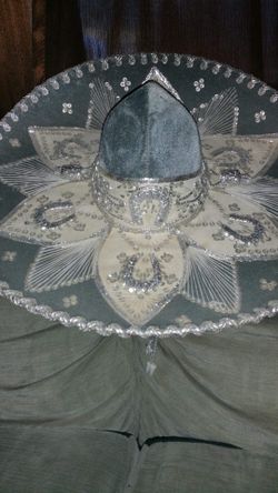 Mariachi hat