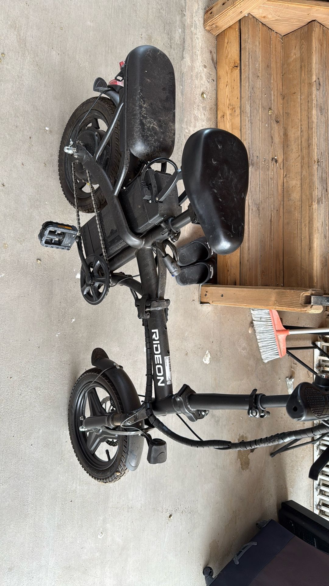 E Bike It Also Folds 