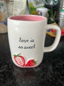 Love is so sweet Mug