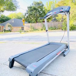 Weslo Cadence G 5.9 Treadmill 