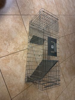 NEW- VEVOR Live Animal Cage Trap, 31" x 10" x 12"