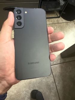 Samsung Galaxy S22 Plus Unlocked excellent Condition (price Is Firm)
