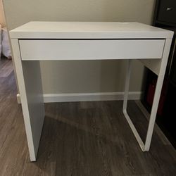 IKEA Micke White desk