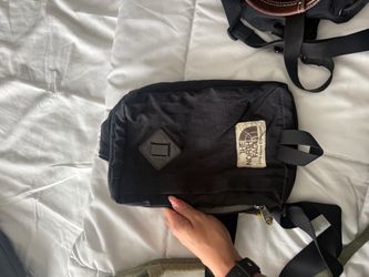 North face  crossbody bag
