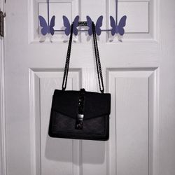Black ALDO Purse With Adjustable Straps 