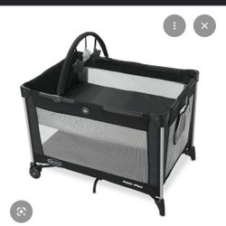 Pack & Play w/ Bassinet