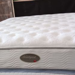 Queen Size Mattress (Colchón Queen Size)