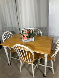 Charming Country Chic Dining Table with 4 Chairs SOLID WOOD