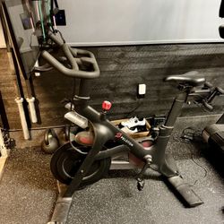 Peloton Bike (Gen 3) – Excellent Condition – PLTN-RBIQ