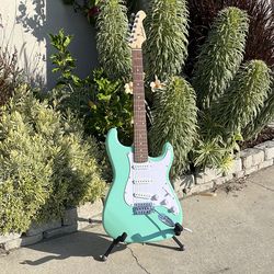 Aria Pro II STG Electric Guitar – Strat Style – Clean Condition