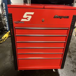 snap on tool box 