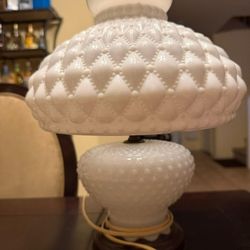 Vintage Milk Glass Table Lamp