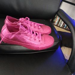 Converse Men's Size 4