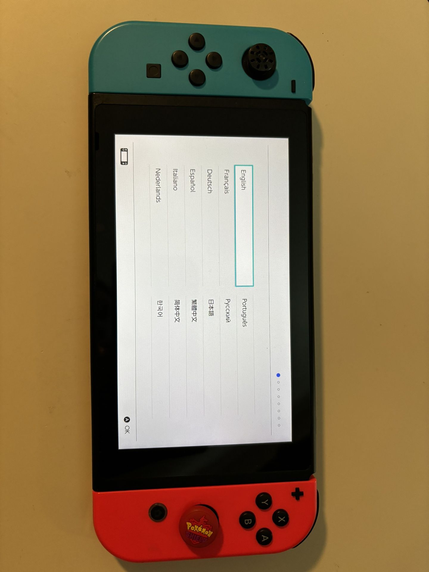 Very Nice Red And Blue Nintendo Switch With Extras