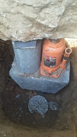 Yo niveló casas y trailas