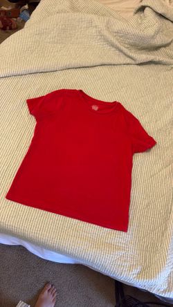 Kid’s T-Shirt size 14/16