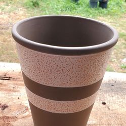 clay minimalist pots with kilned stripe around them, 6.5" tall x 5" wide at the top $3 ea