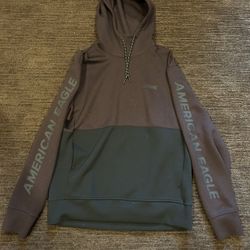 American Eagle Sweatshirt