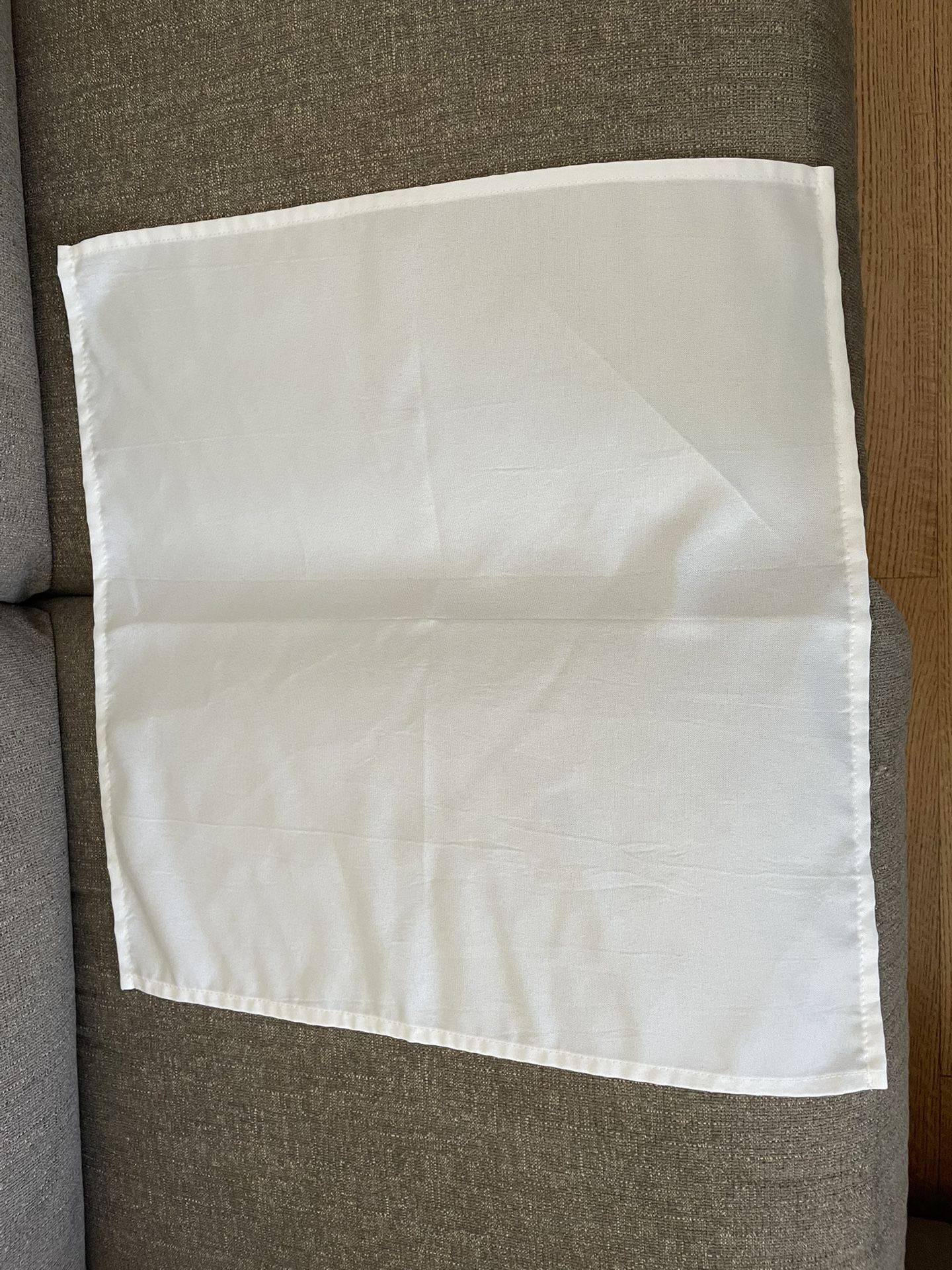 White 20 Inch Polyester Table Napkins