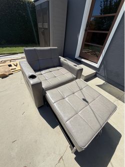 Recliner chair with storage usb and cup holders