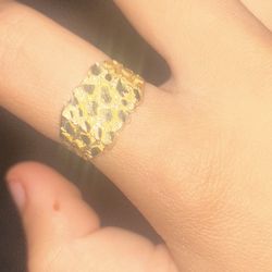 GOLD NUGGET RING