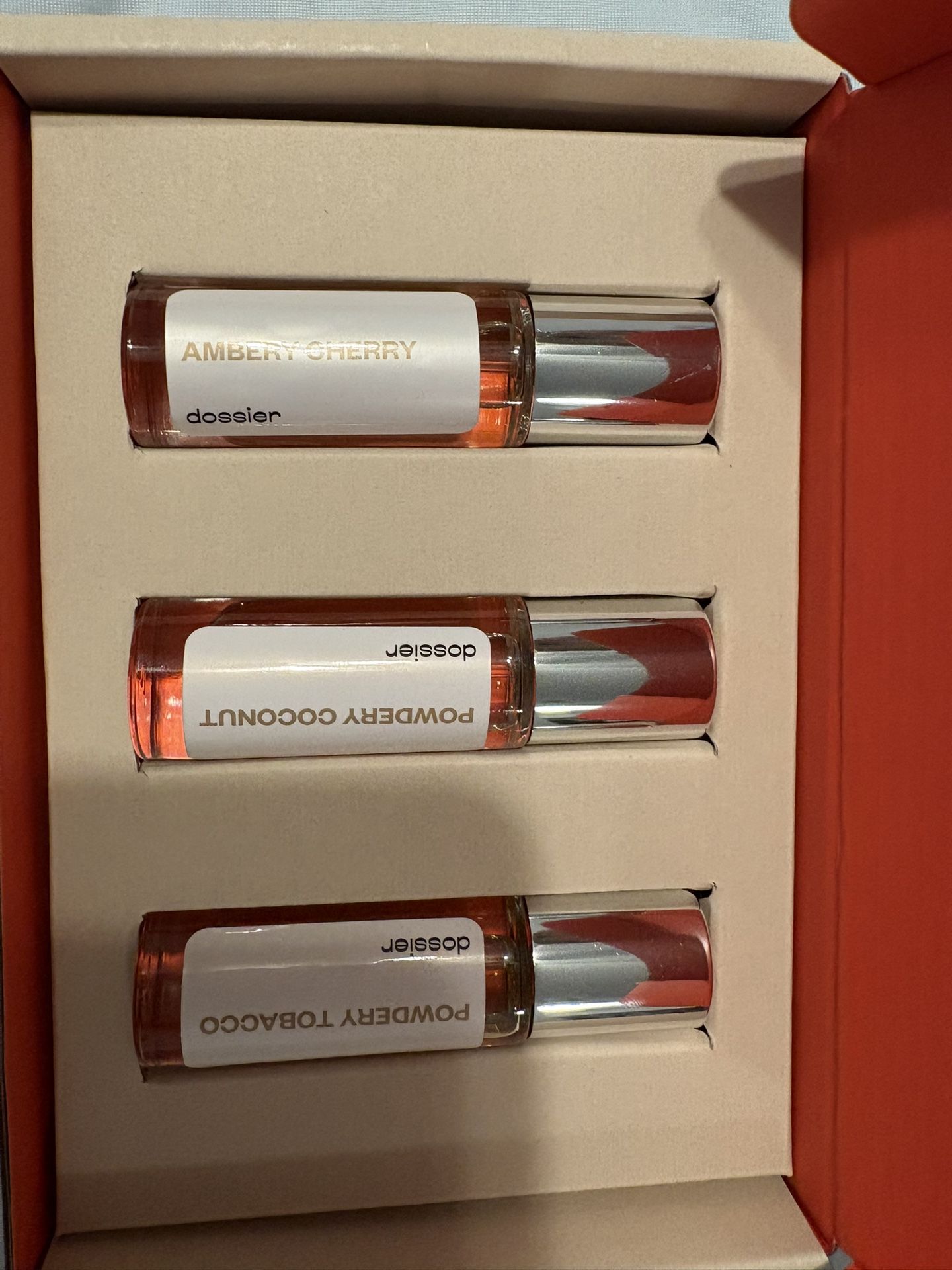 Dossier Tom Ford Sample Collection