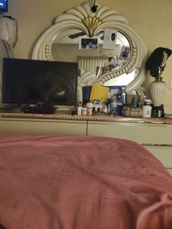 Set Bedroom Funiture no bed