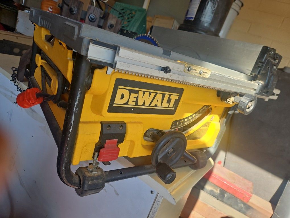 Dewalt Table Saw