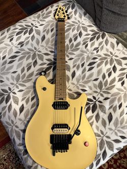 Guitar EVH Wolfgang  Special Vintage White 